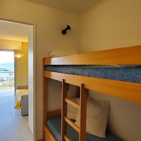 아파트 Le Capitole Vue 27m2 2 Adultes 2 Enfants Avec Climatisation Et Garage Fréjus