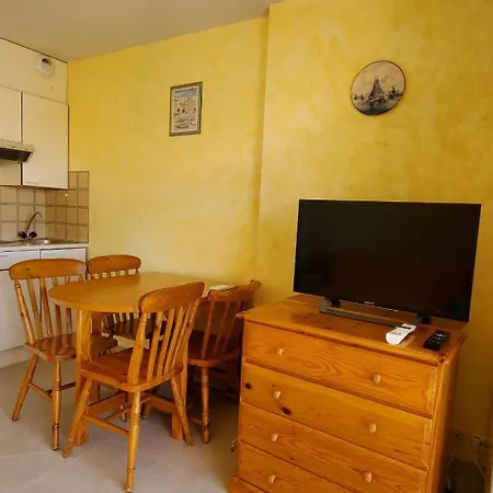 Le Capitole Vue 27m2 2 Adultes 2 Enfants Avec Climatisation Et Garage *